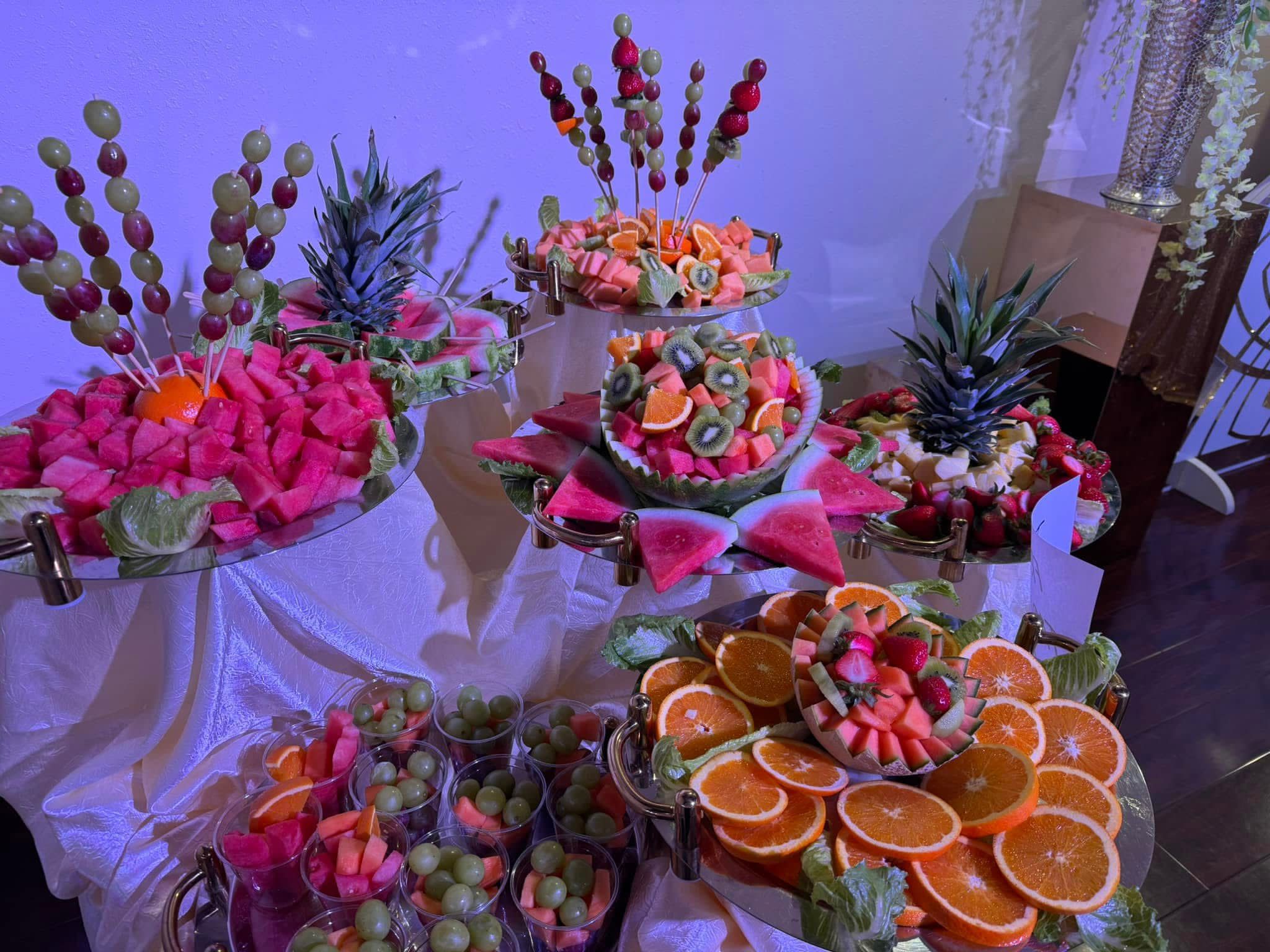 Custom Fruit Arrangements